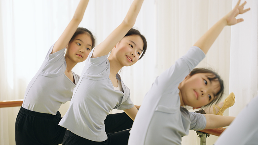 國標體育+籃球、足球、乒乓球、健美操